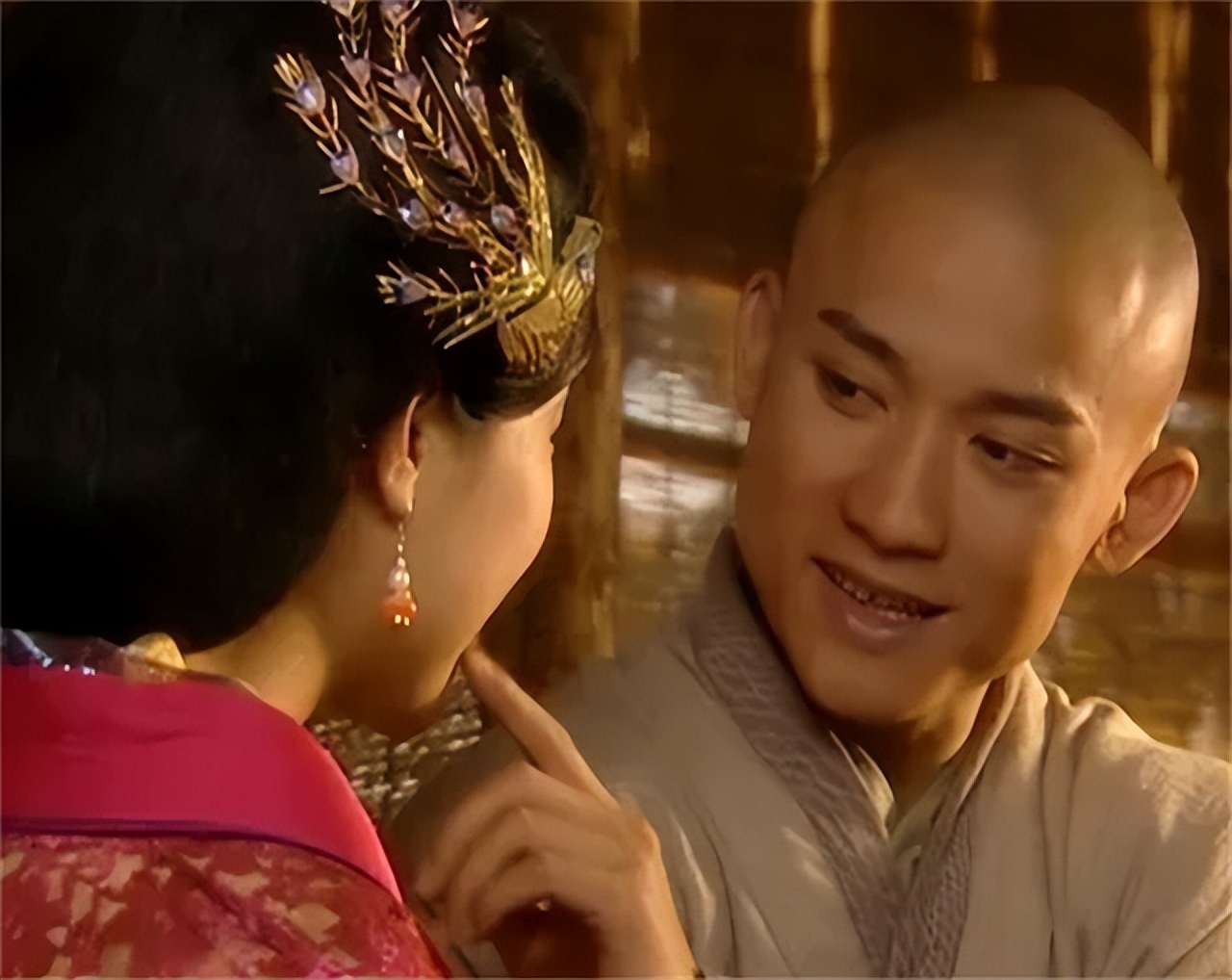一天，高阳公主搂住了辩机和尚，她问：“这么久不见，你不想我吗？”辩机低呼一声“阿