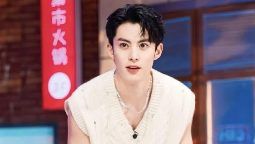 男生夏天穿针织？是闷骚雷人还是高级天花板？