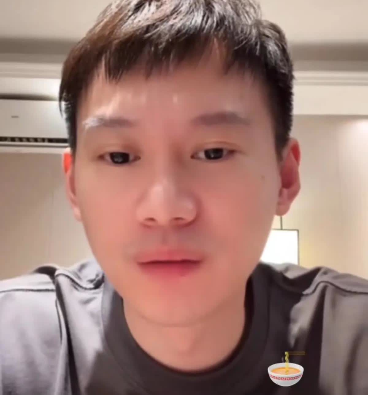 打了封闭还能赢球？

马龙的手腕告诉你代价。

张继科6年7针，激素+麻