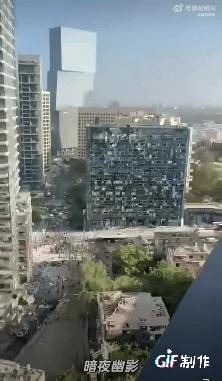 嗯，伊朗这次打击的效果不错，虽没有打中高楼，但震碎了很多高层建筑的玻璃！[灵光一
