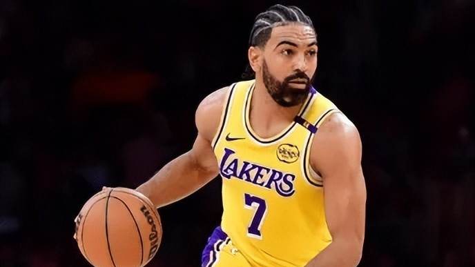 湖人惨败凯尔特人！