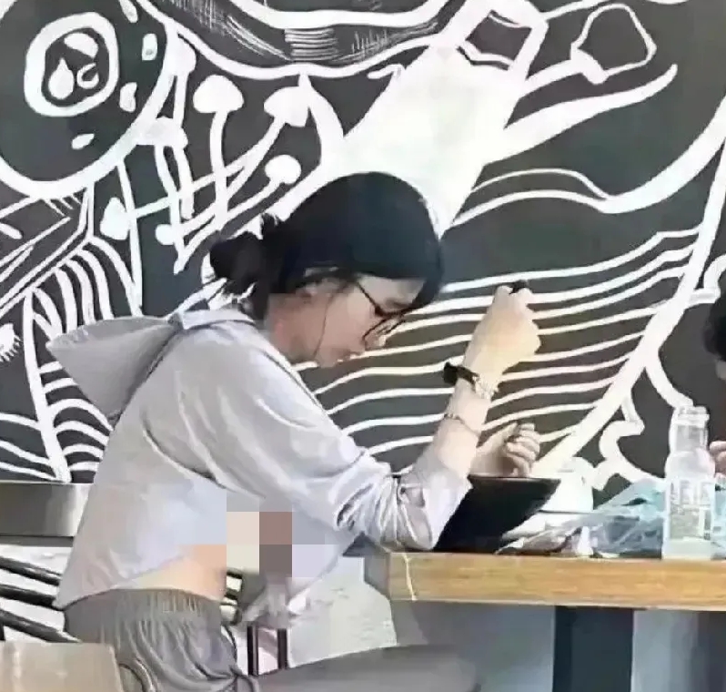 出来吃个饭，吃的口干舌燥