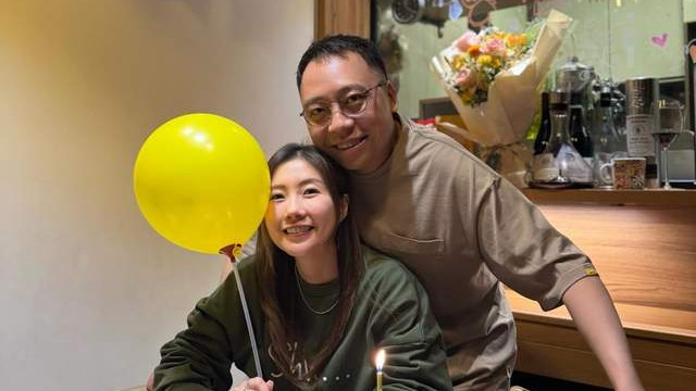 农夫组合C君庆铁婚，只在家中整理房间，苦追多年娶“港台之花”