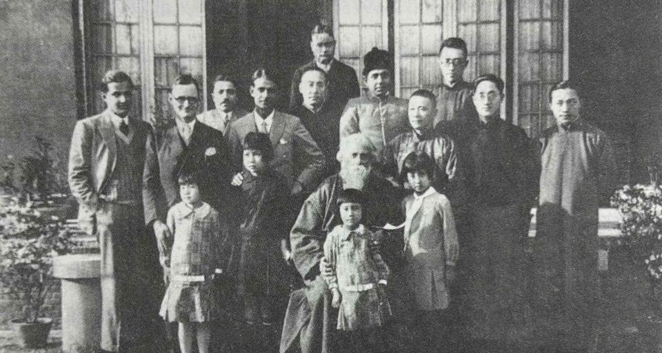 1929年3月19日，印度诗人泰戈尔第二次访华期间，曾在上海蒋百里家中与众多文化