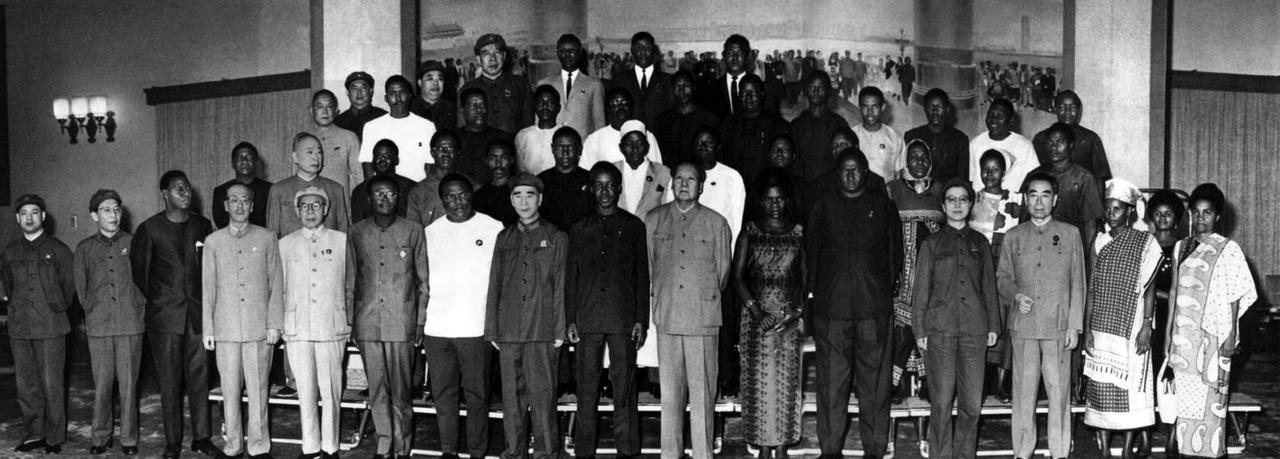 1968年6月21日毛主席说：北京的学生、工人闹得天翻地覆。
时间是当天下午。地