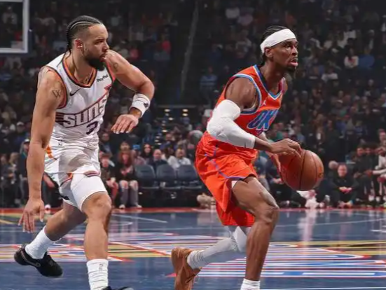 北京时间12月14日，明天的NBA迎来两场杯赛半决赛的较量：
第一场06：30东