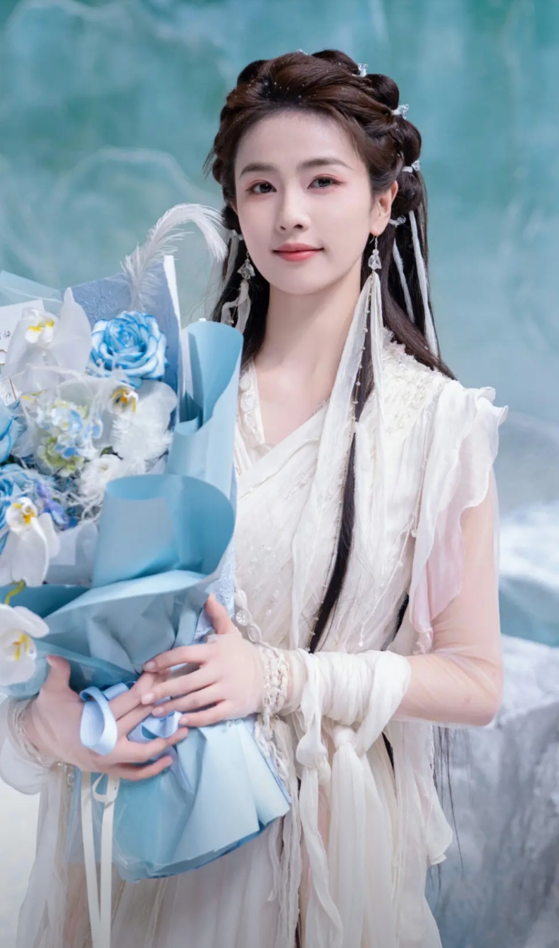 当白鹿和孟子义在《奔跑吧13》飙演技，观众却有两大遗憾。节目组敢用短剧当本期的主