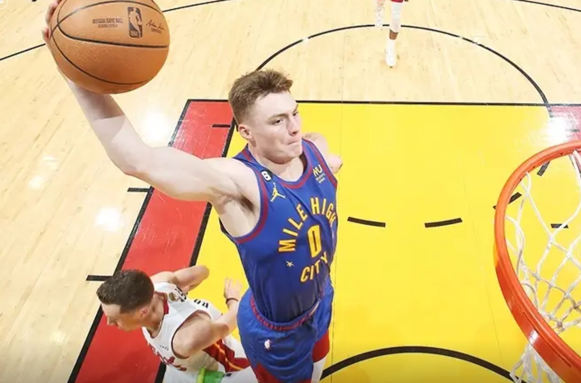 其实布劳恩2500万年薪续约，不续约沃特森是双赢呀，甚至多赢
掘金管理层确立了他