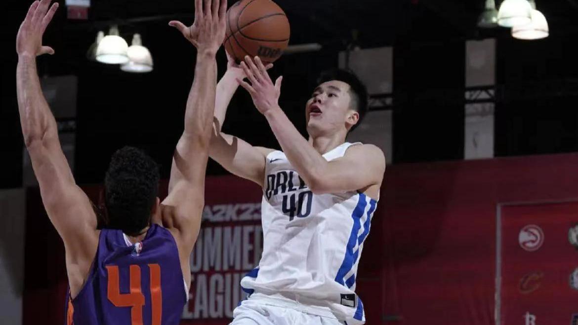 山东小伙拒绝NBA训练营合同，已成国内最好的小前锋！