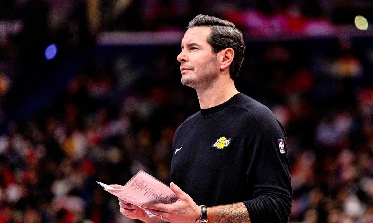 湖人主帅雷迪克说出了大实话，坦言让詹姆斯休战是出于谨慎！
今日，湖人将在主场对阵