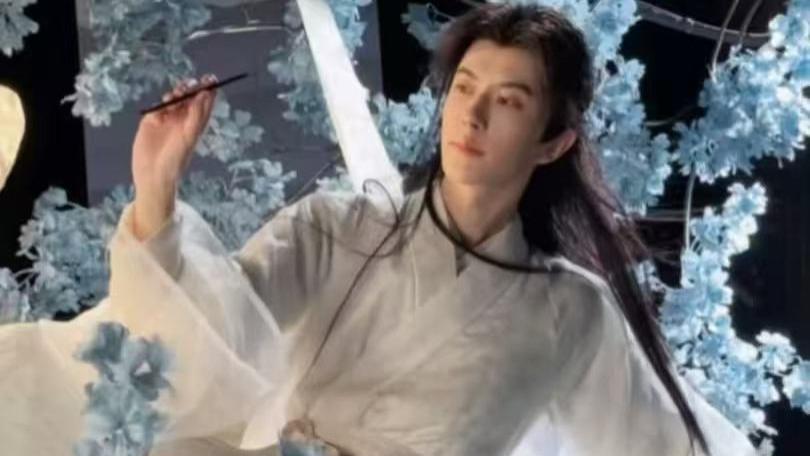 痛心！于朦胧坠楼，生命永远定格在37岁