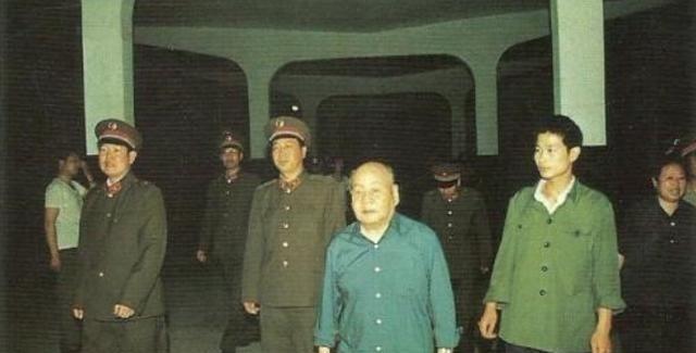 1987年5月，原内蒙古自治区军区司令员兼内蒙古自治区革委会主任，开国中将原21