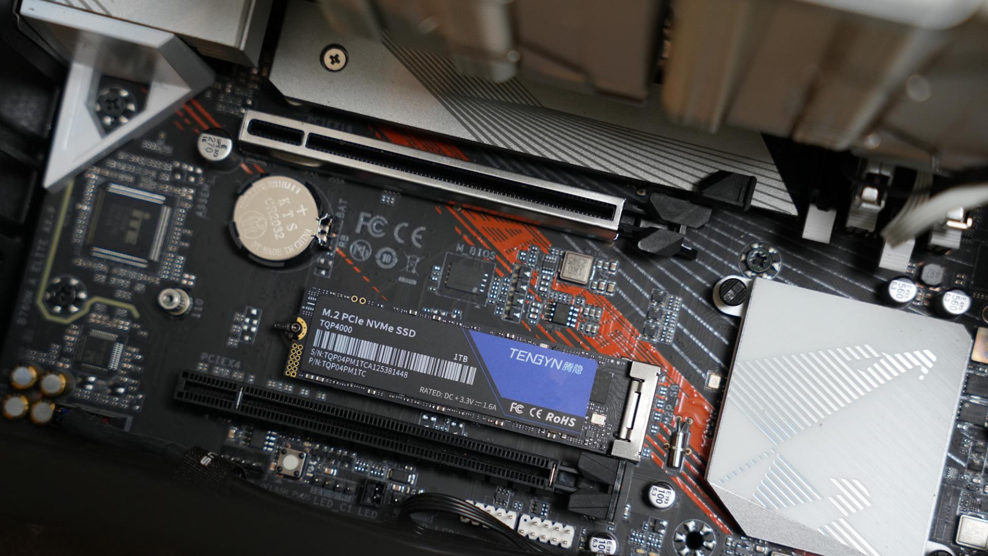 读取速度7.3GB/s，五年超长质保，腾隐TQP4000使用评测