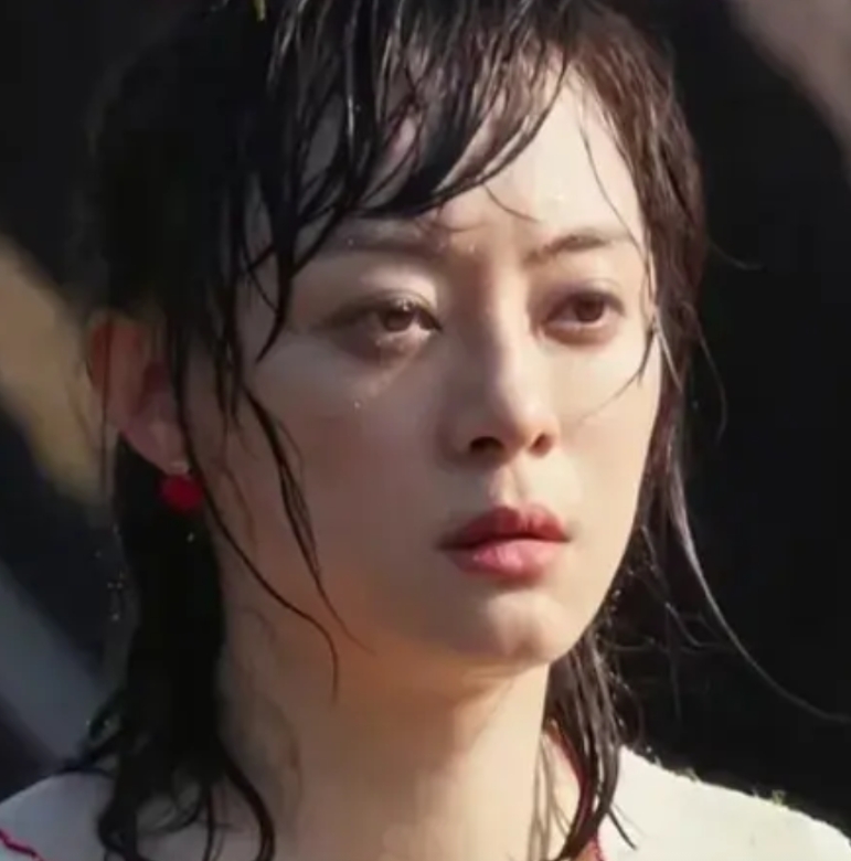 《蛮好的人生》，选错演员了。

《蛮好的人生》开播，剧情一开始女主胡曼黎就遭遇了