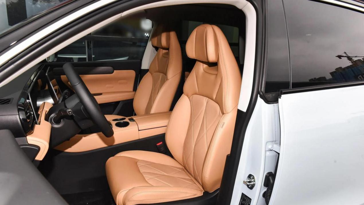15万就能拿下的中型SUV，轴距2930mm+续航580km，家用很省心