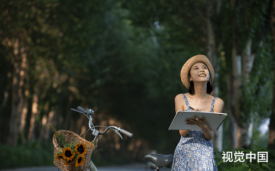 舅舅离奇死亡，舅妈却有些喜极而泣，而死亡真相居然与她有关