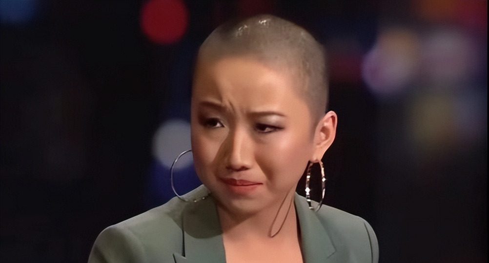 许秀中街头喊话，被警察暴打











震惊！昔日学霸竟成澳洲街头小丑