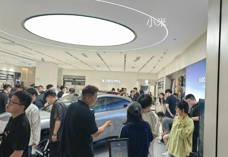 好多人攻击小米汽车，但小米汽车人气依旧旺。最近网上不少人说小米汽车有这样，那样的