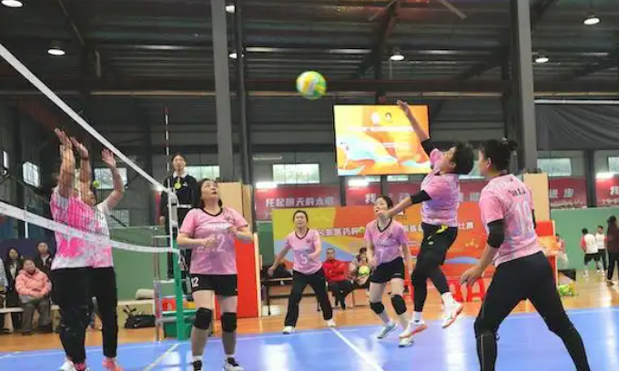 12月21日，“名家医药杯”第三届湖南省县域气排球比赛在常德市武陵区落幕。来自全