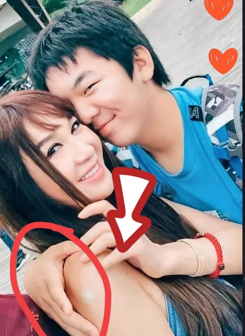 温碧霞老公估计要哭晕在厕所了
他应该怎么想都想不到
自己养了这么多年的养子，