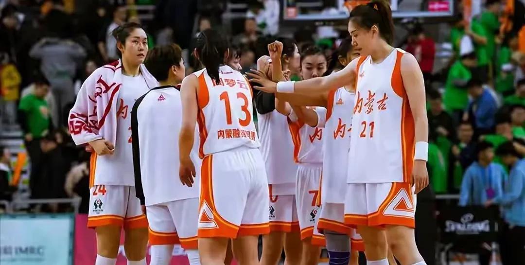 内蒙古女篮本赛季总得分排行榜；
布朗得到597分，出手340次；
王丽丽得到41