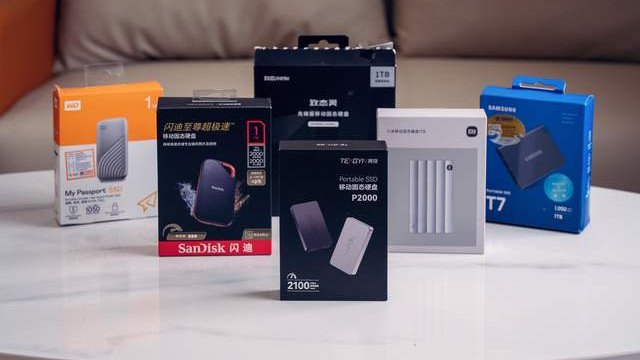 通勤/差旅/创作必备！移动固态存储设备EDC场景化轻装上阵