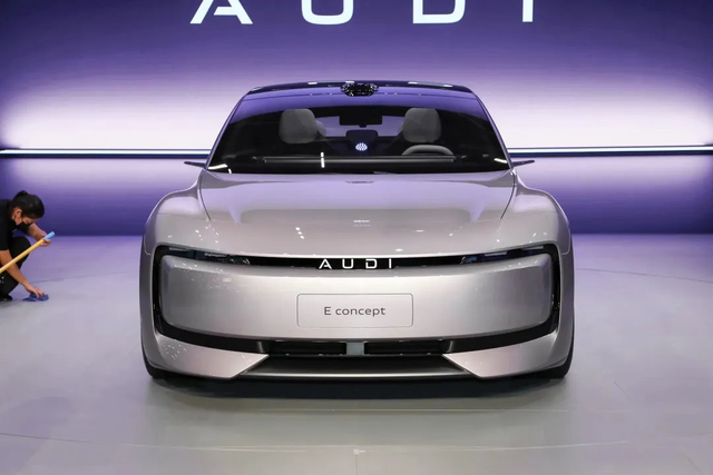 上汽奥迪的新车AUDI E5 Sportback终于公布预售价了——23.59万
