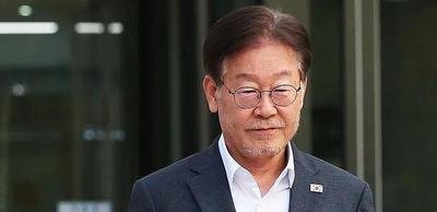 李在明对朝示好后民调大跌











天呐！两周前还风光无限的韩国总统