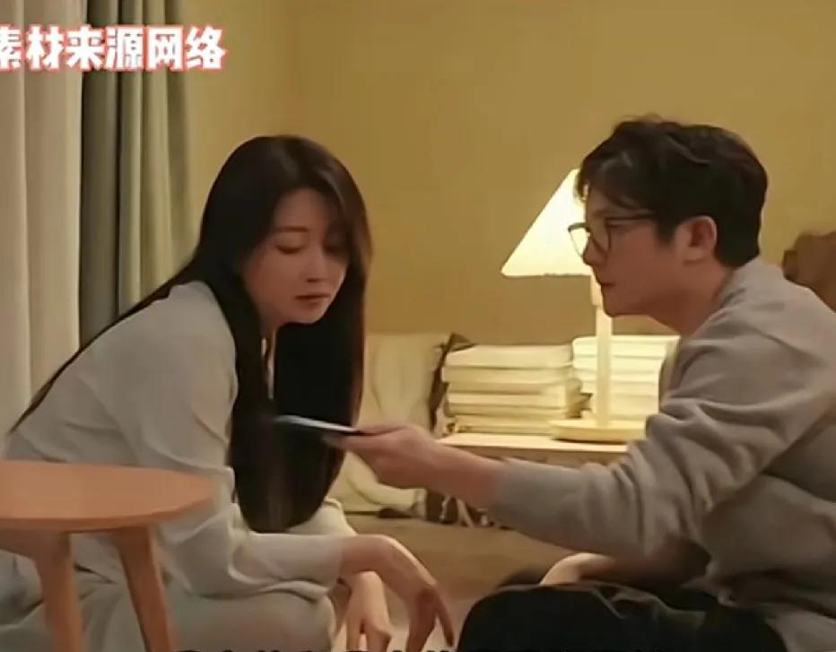 我大伯和大伯母是表兄妹，他们属于近亲结婚。两人婚后育有两个孩子，这两个孩子都生得