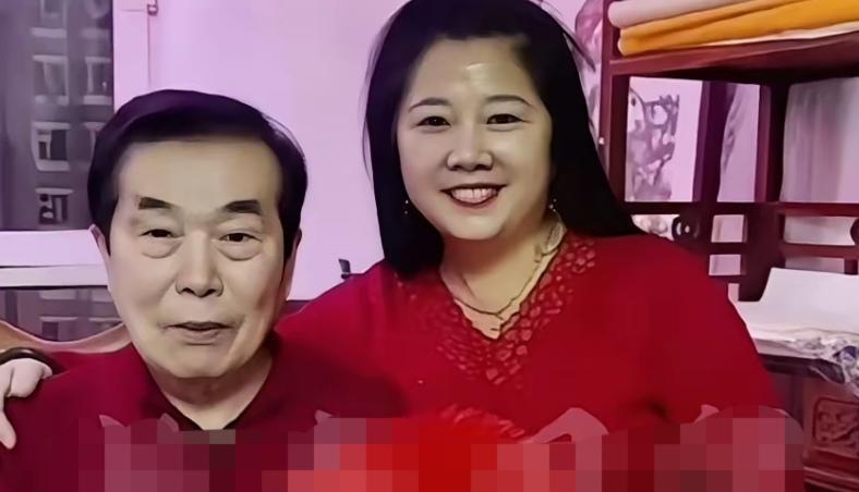 何庆魁晚年有了新的伴侣了！
   只提起何庆魁，还有很多人不太熟悉 ，提起高秀敏