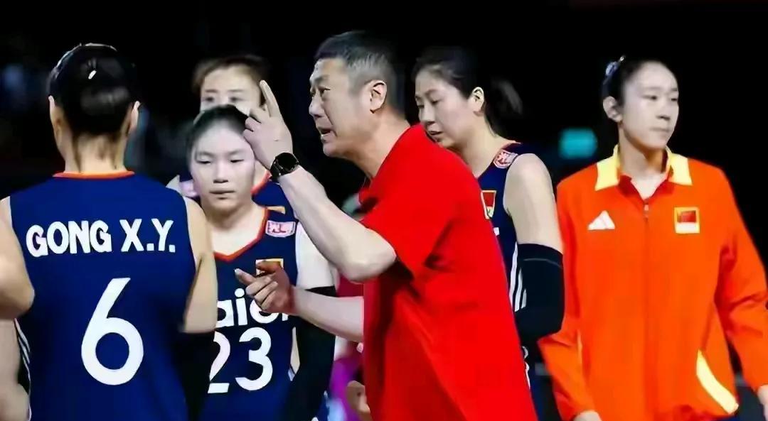 今晚中国女排VS多米尼加女排的比赛，能否取胜，对于赵勇、赖亚文、中国女排都是至关