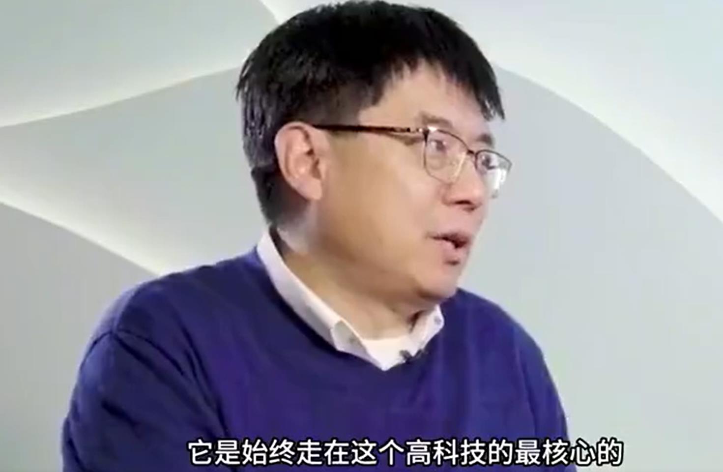 方兴东教授，华为是独一无二的，华为在干的事情，就是整个中关村没有干过的事儿！这个