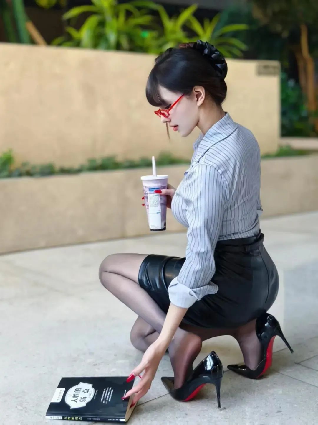 优雅大方、气质干练，一眼心动，这身材你能给多少分？