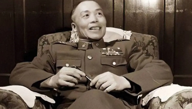 1966年7月，76岁的李宗仁带27岁妻子 胡有松检查妇科方面的问题，他常常问胡