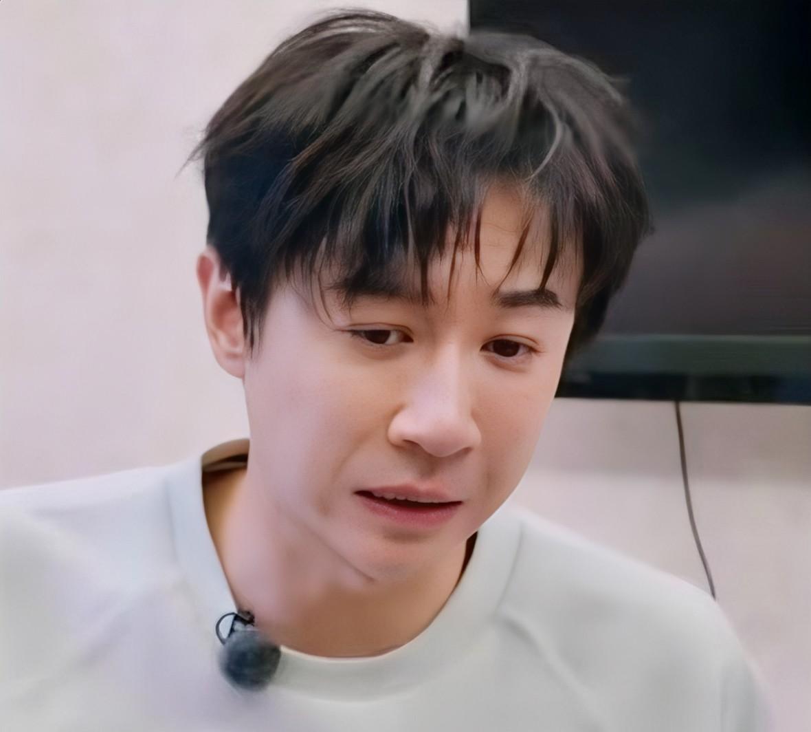 如果张维伊的父母还活着
一定会很喜欢董璇这个儿媳妇
不是因为董璇钱多
其实，从张