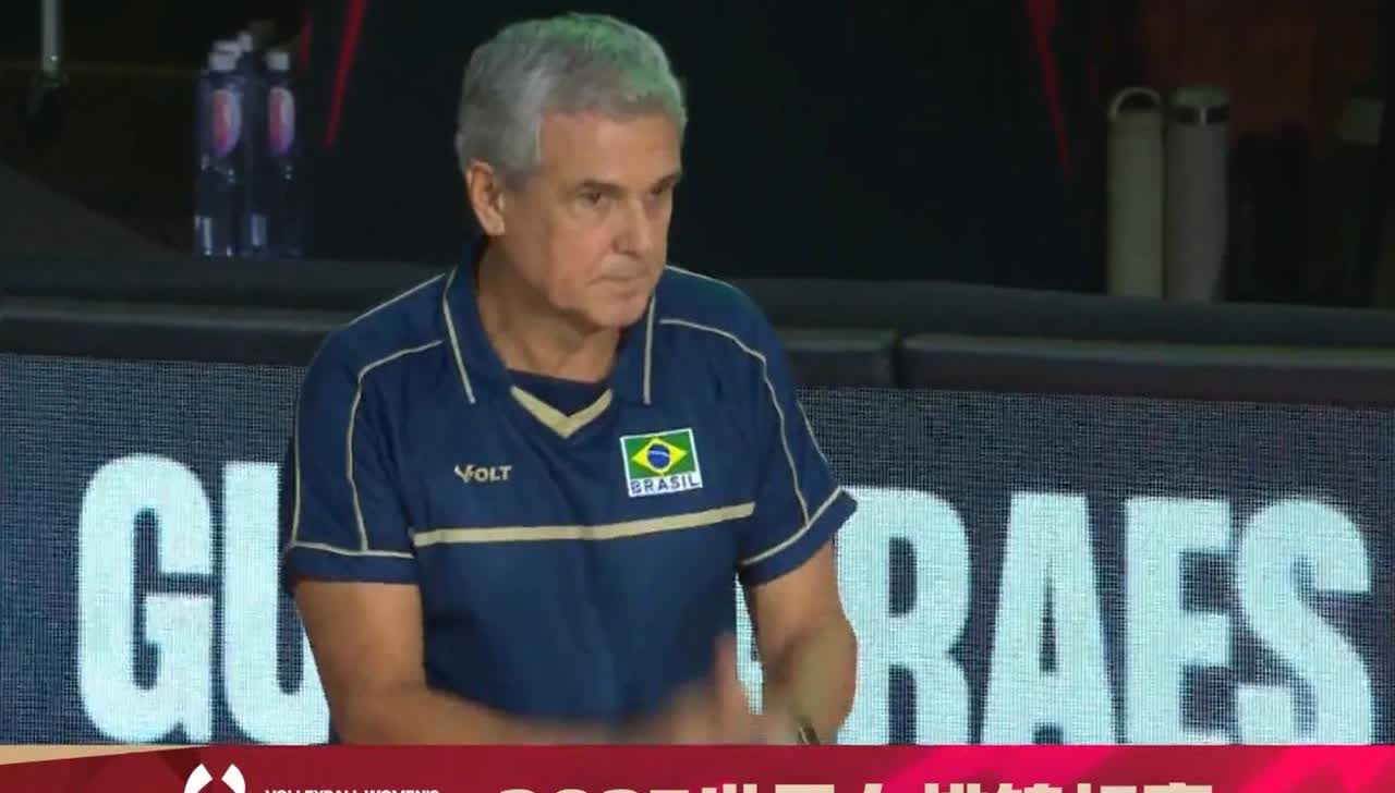 【巴西女排铁帅同期中国女排主教练】
雅典周期：陈忠和，吉马良斯
北京周期：陈