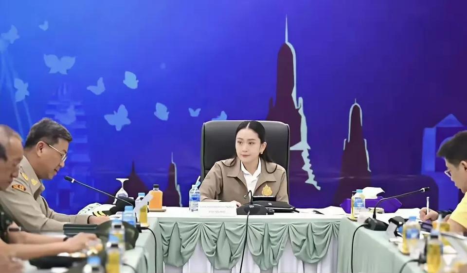 洪森的阳谋为的是那般？咋就成了泰国的无解难题？谁是最终受益者？
柬埔寨前首相、现
