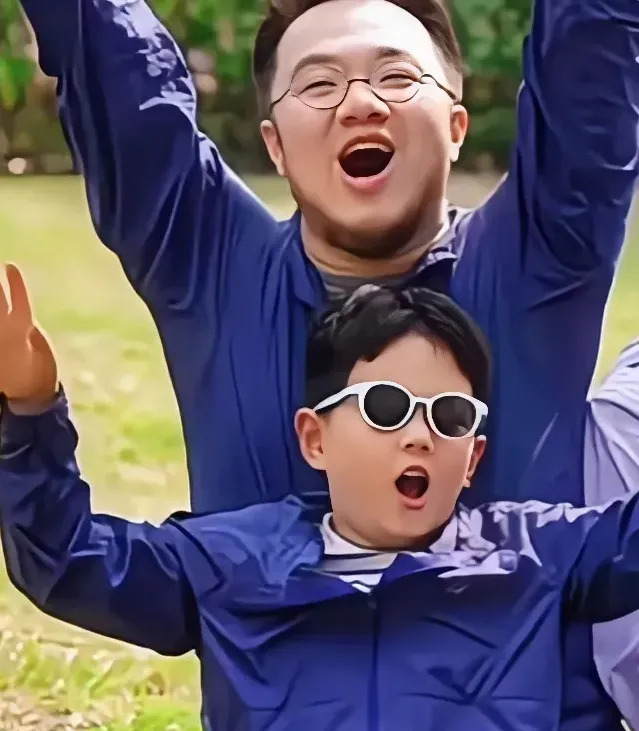 宋丹丹孙子不跟英达姓











宋丹丹的孙子不跟英达姓？这背后究竟隐