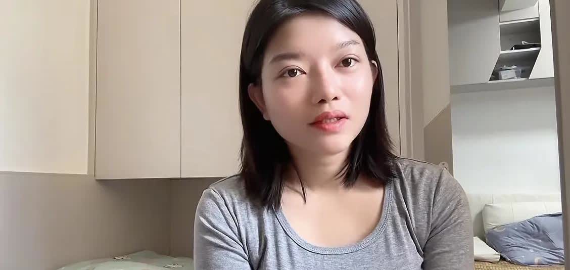 香港若曦妈妈谈小珠妈妈爱炫耀的话题！

很多网友都说香港小珠妈妈喜欢炫耀，对