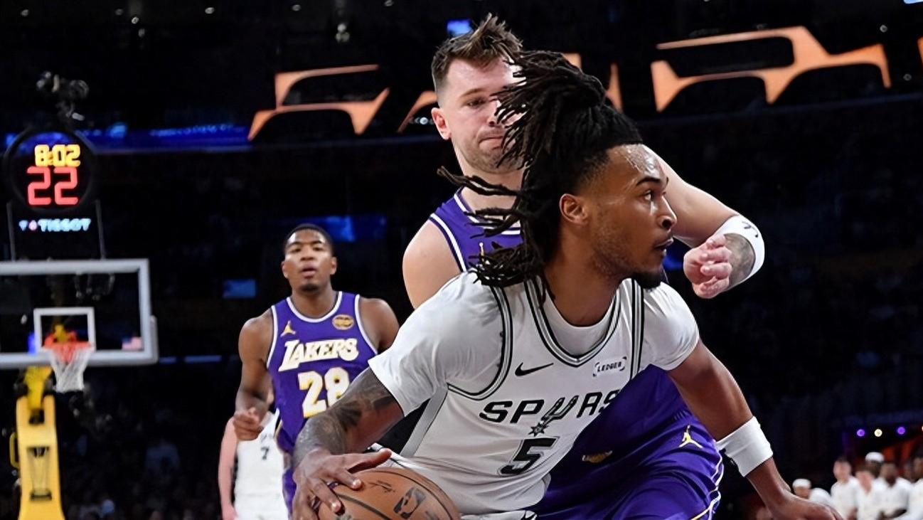 超级小年！美媒重排24届新秀：扎克-伊迪冲到第四，卡斯尔登顶