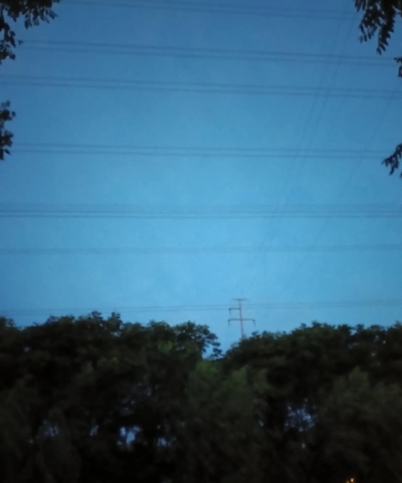 昨天(7月2日，星期三)清晨骑行去打路亚，还好没有当“空军”，4尾小翘嘴给足了我
