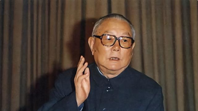 60年李先念视察红安，因一事大怒：我是国家的副总理，不是红安的