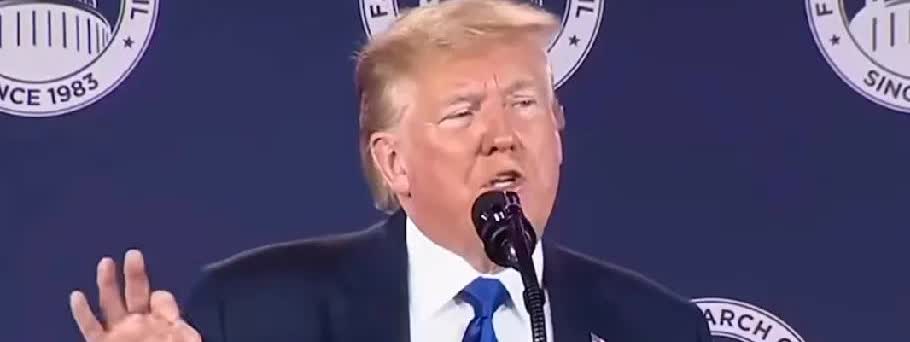 特朗普这意思就是要显摆——他的访华是中国求着他来！记忆中的特朗普要访华的呼声说了