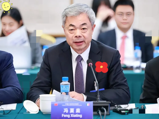 东北大学校长冯夏庭，今年61岁，学生遇难事件给他带来了很大压力。

​估计这几天