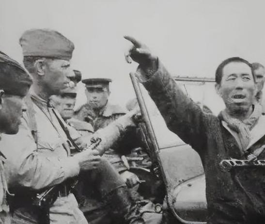 1945年，日本宣布投降后，在齐齐哈尔有几名落单的日本兵，见大势已去，担心被俘，