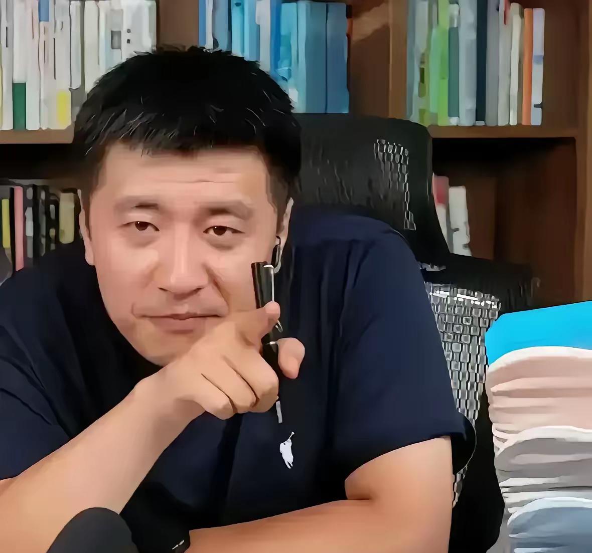男人一定要知道的忠告：再馋，不碰寡妇；手头再紧，不坑兄弟；再怒，不打老婆。  这