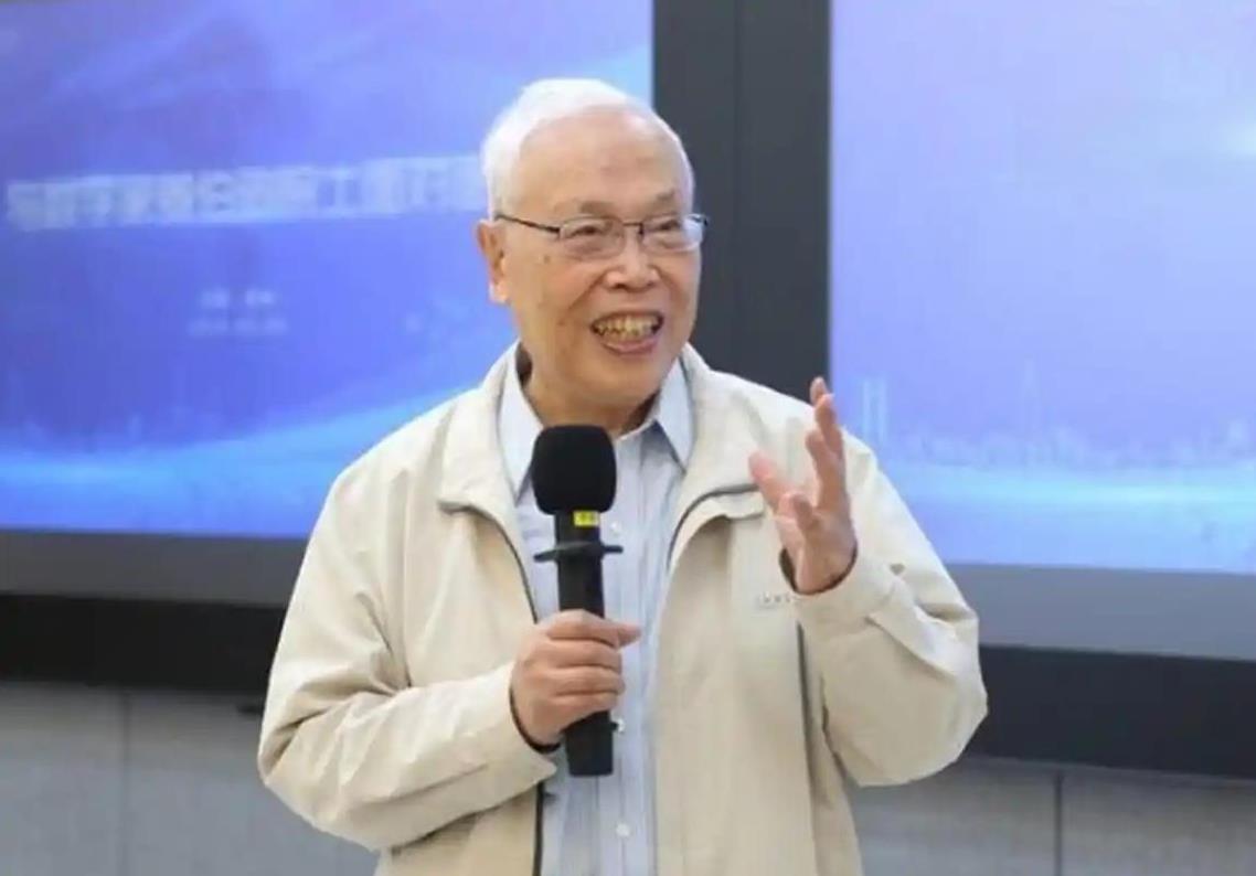 “这才是真专家！”87岁的姜伯驹院士直言：卡住我们脖子的不是别人，而是我们自己的