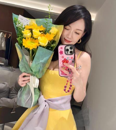 #陈乔恩说上镜胖3斤# “性感尤物”陈乔恩发文称自己上镜胖了“三公斤”！不过从姐