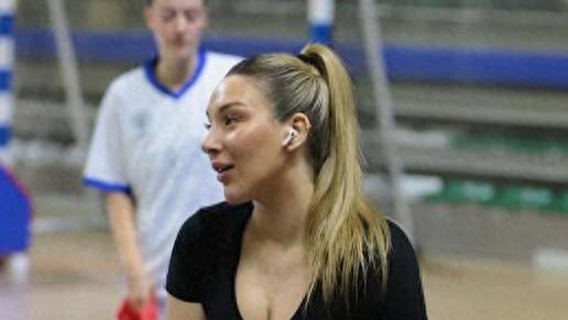 又美又能打，土耳其69分女球员粉丝暴涨 !