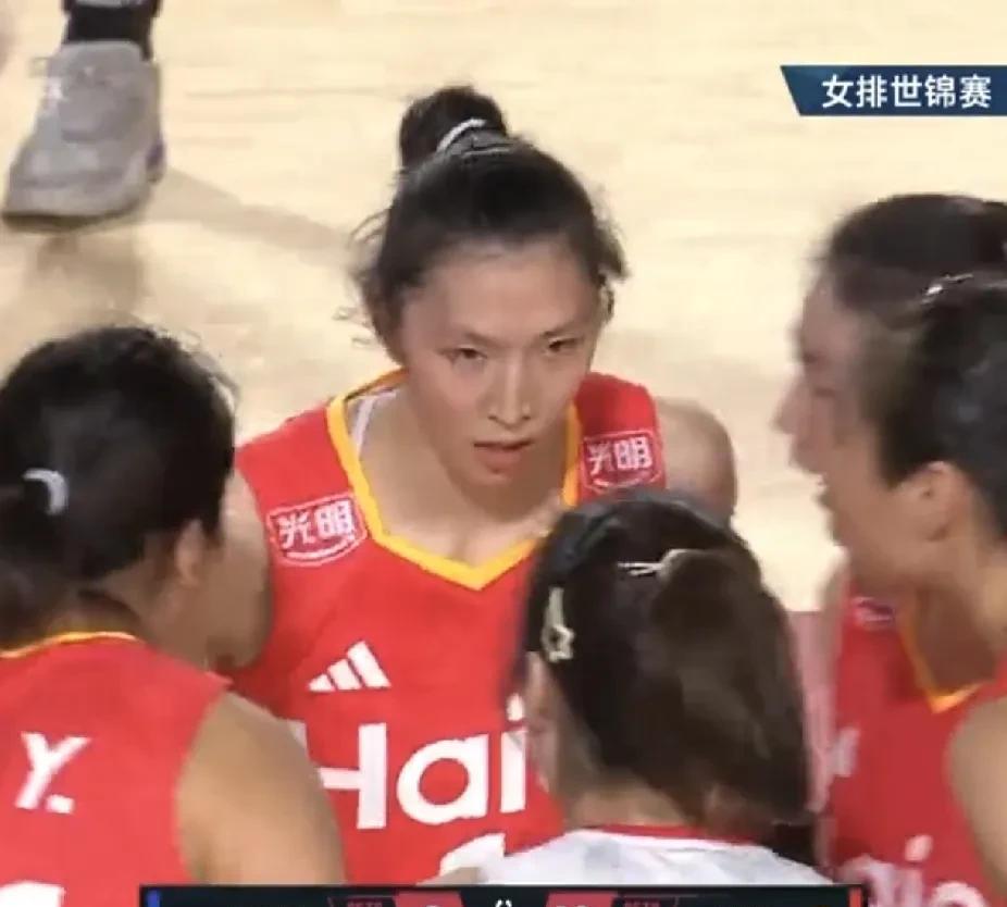 中国女排高光再现！3—0横扫多米尼加女排！小组赛三战三胜！
今晚8：30世界女排
